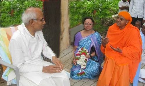 Jnanayogi Parama Pujya Shri Siddheshwar Swamiji’s visit to Ashrama